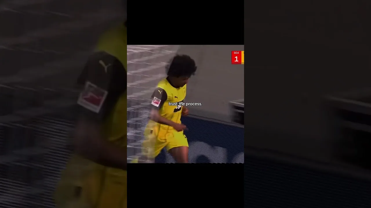 Faites confiance au processus ⚡❤‍🩹 #adeyemi #bundesliga #football #shorts