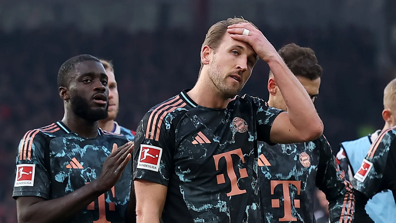 Un autre jour de congé pour Harry Kane et le Bayern Munich! Les dirigeants de Bundesliga ont tenu tardif par Union Berlin malgré la grève de Super-Sub Leroy Sane
