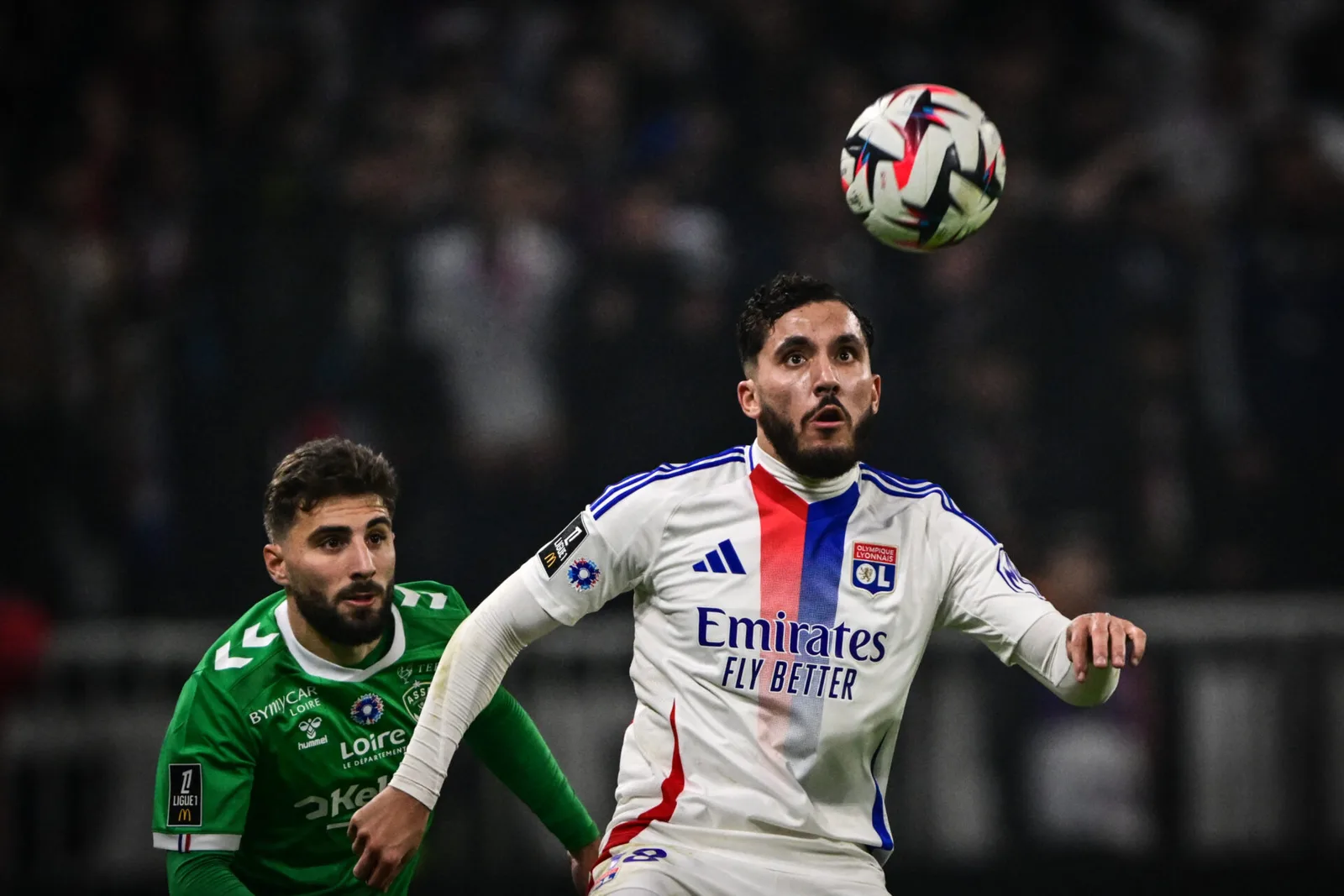 la Bundesliga en pincerait aussi pour Cherki (OL)