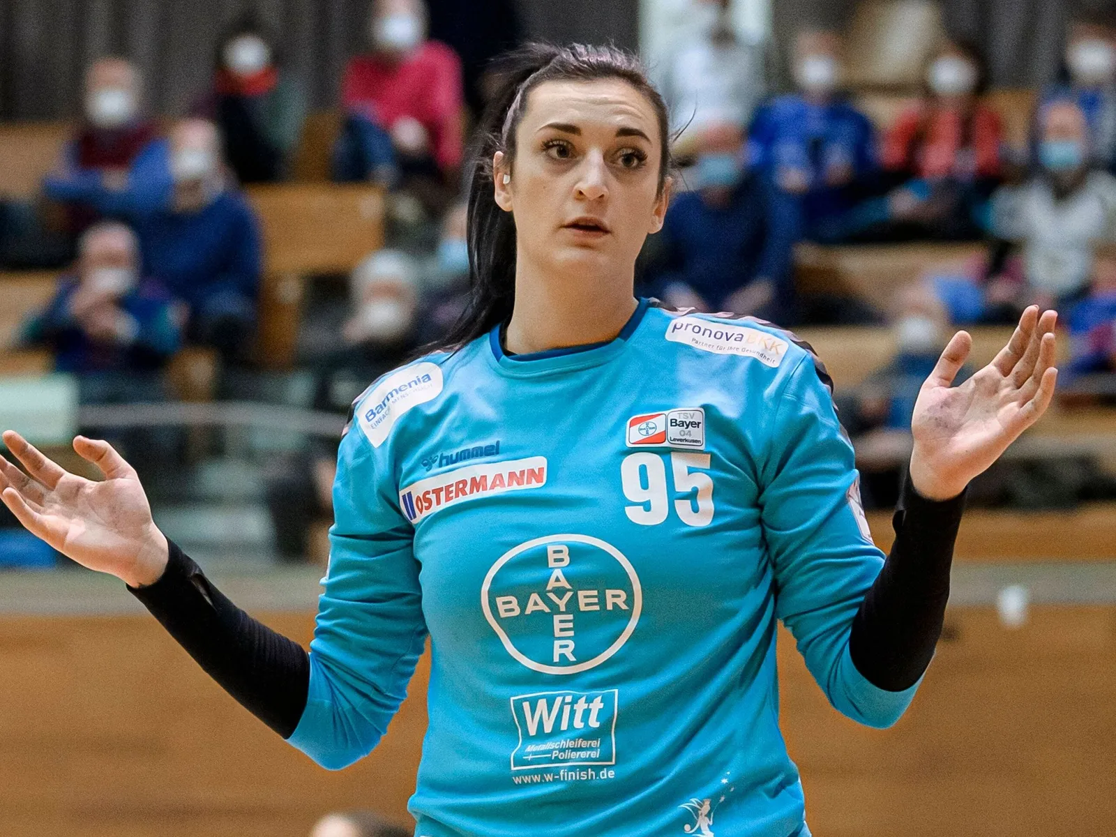 Bayer Leverkusen ferme le chantier de construction dans le but du handball