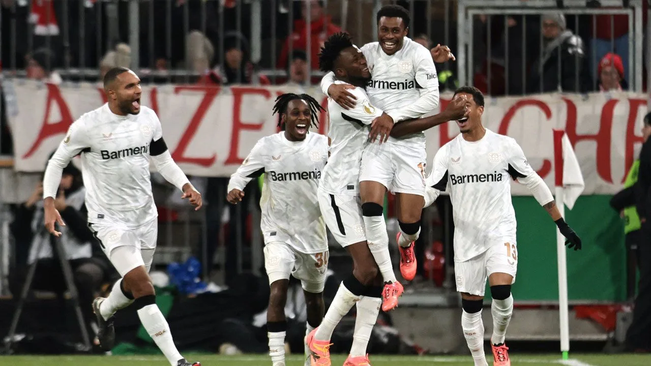 Le Bayer Leverkusen revient dans la lutte pour la Bundesliga