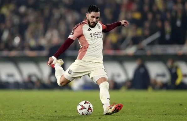 Borussia Dortmund: « Hostless » – Transférer Aerger autour de Cherki, le nouveau défenseur est là