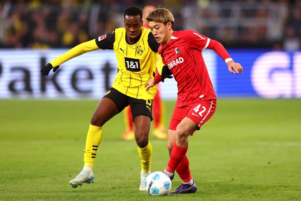 Borussia Dortmund Rejoignez Eintracht Francfurt dans Race for Doan