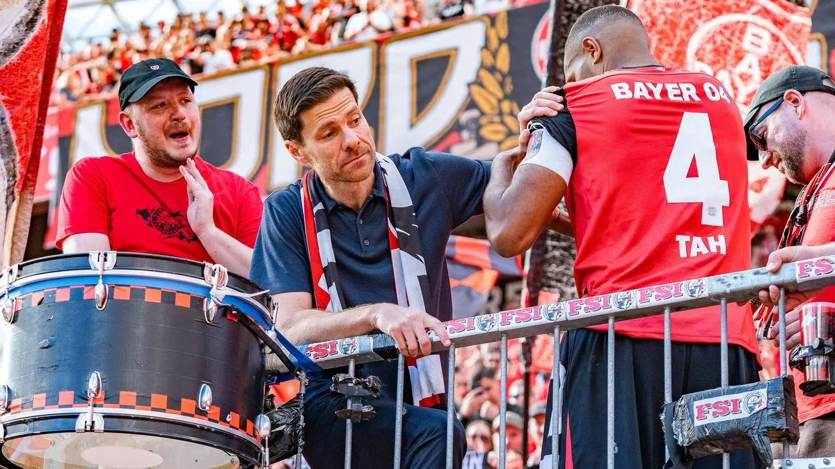 Xabi Alonso, Jonathan Tah a fait ses adieux aux fans de Bayer Leverkusen lors du dernier match à domicile de la saison