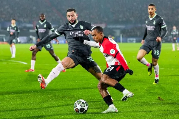 AC Milan a été conquis par Feyenoord, Bayern Munich Hajar Celtic