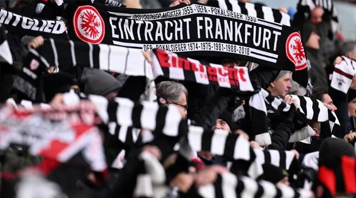 Francfurt navigue devant Kiel pour resserrer l’adhérence au troisième rang de Bundesliga