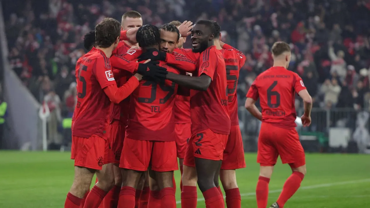 Le Bayern Munich a pulvérisé Hoffenheim en Bundesliga ! Combien de dizaines de buts les Bavarois ont-ils marqué en 17 étapes