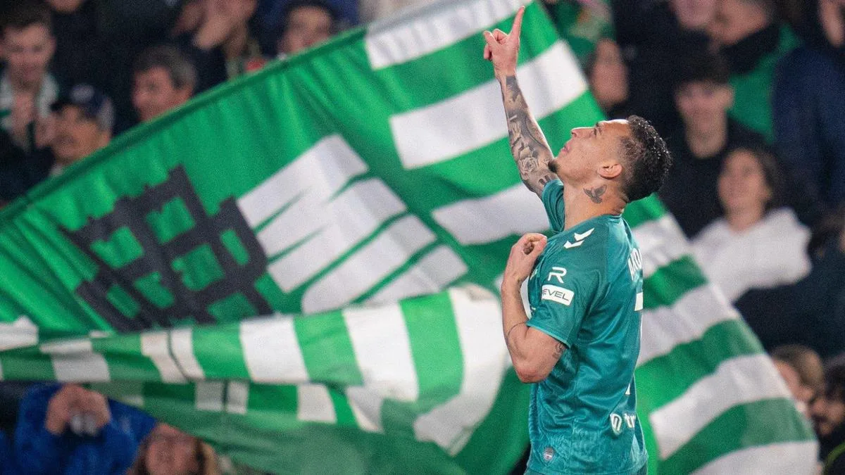 Le Bayern Munich est toujours frappé pour obtenir Antony El Gasing