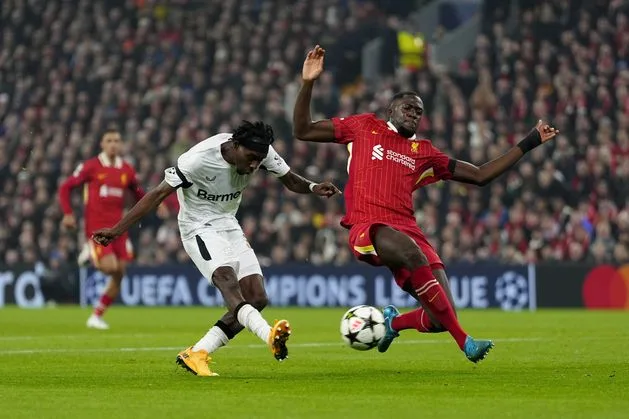 Liverpool Open Talks avec le défenseur de Bayer Leverkusen Jeremie Frimpong