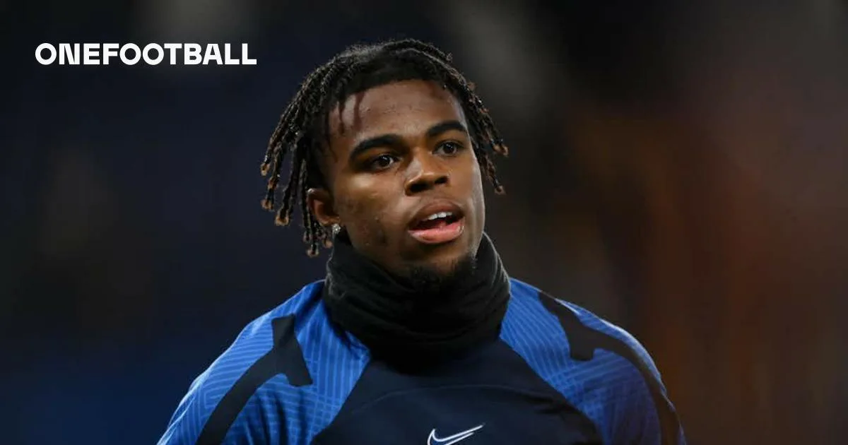 Carney Chukwuemeka n’est pas prête à commencer pour le Borussia Dortmund