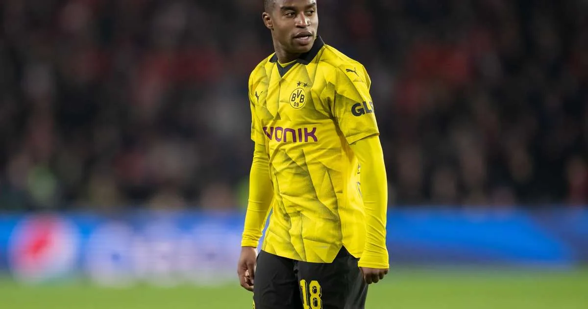 Un joueur du centre de formation du Borussia Dortmund accusé d’avoir falsifié son âge