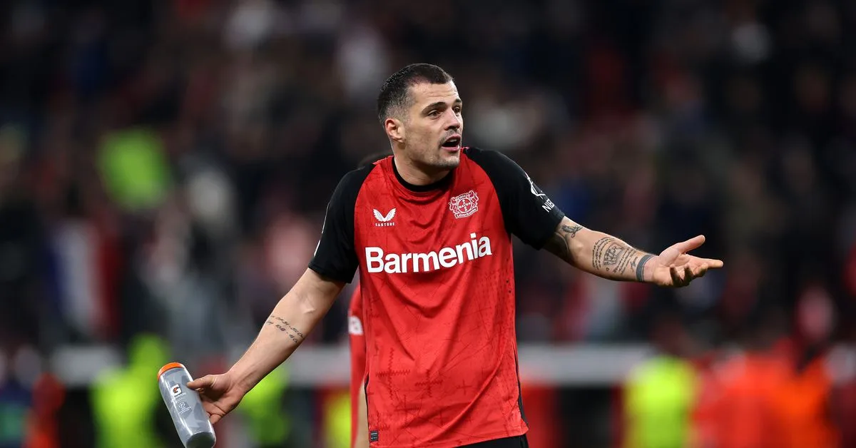 Granit Xhaka félicite le Bayern Munich pour avoir remporté la Bundesliga