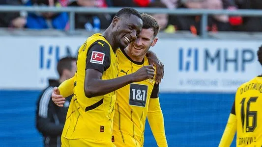 Borussia Dortmund Edge devant Heidenheim alors que Serhou Guirassy frappe à nouveau