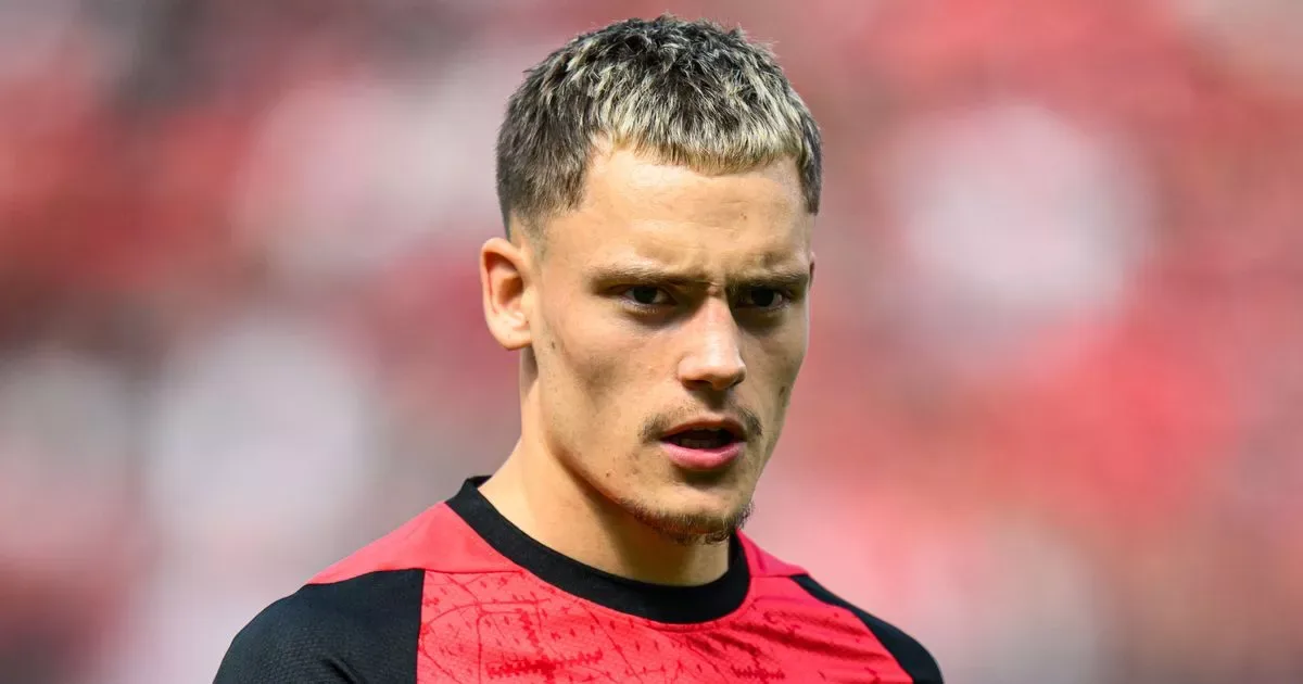 Florian Wirtz «  vole au Royaume-Uni  » alors que Bayer Leverkusen Star discute de la Premier League Transfer