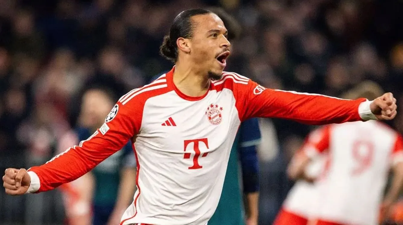 Manchester United rivalise avec les Gunners ciblant l’ailier du Bayern Munich