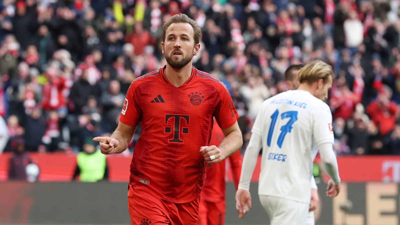Harry Kane est imparable! Angleterre Captain Marks 50th Bundesliga Apparition pour le Bayern Munich à style et bat le disque Erling Haaland contre Holstein Kiel