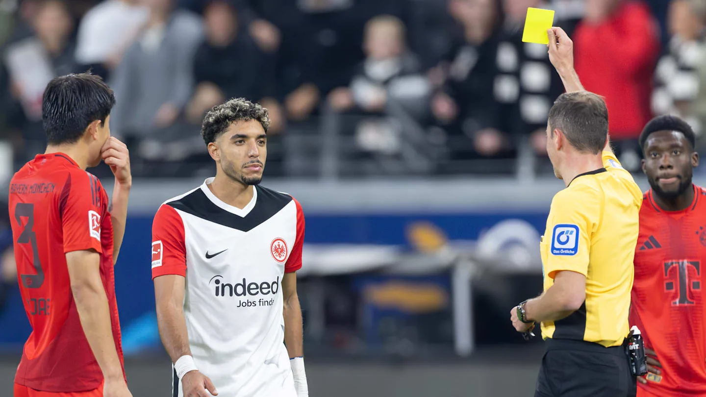 L’objectif de transfert de Liverpool en Bundesliga discute de l’avenir pour la première fois