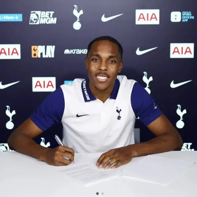 OFFICIEL: Tottenham Hotspur amène Mathys Tel du Bayern Munich en prêt