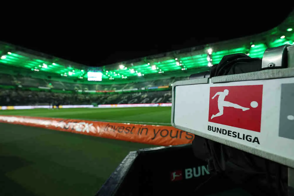 25/26 Le revenu TV pour Bundesliga et 2. Les clubs de Bundesliga prendront en compte la base de fans