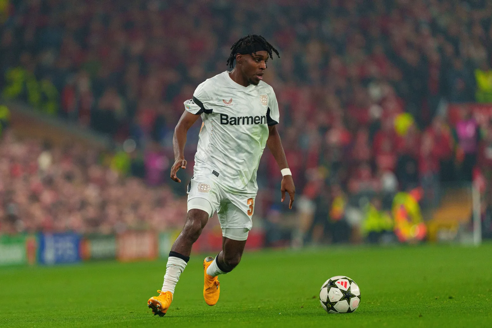 Intérêt de Liverpool confirmé dans 40 M € Defender Bundesliga