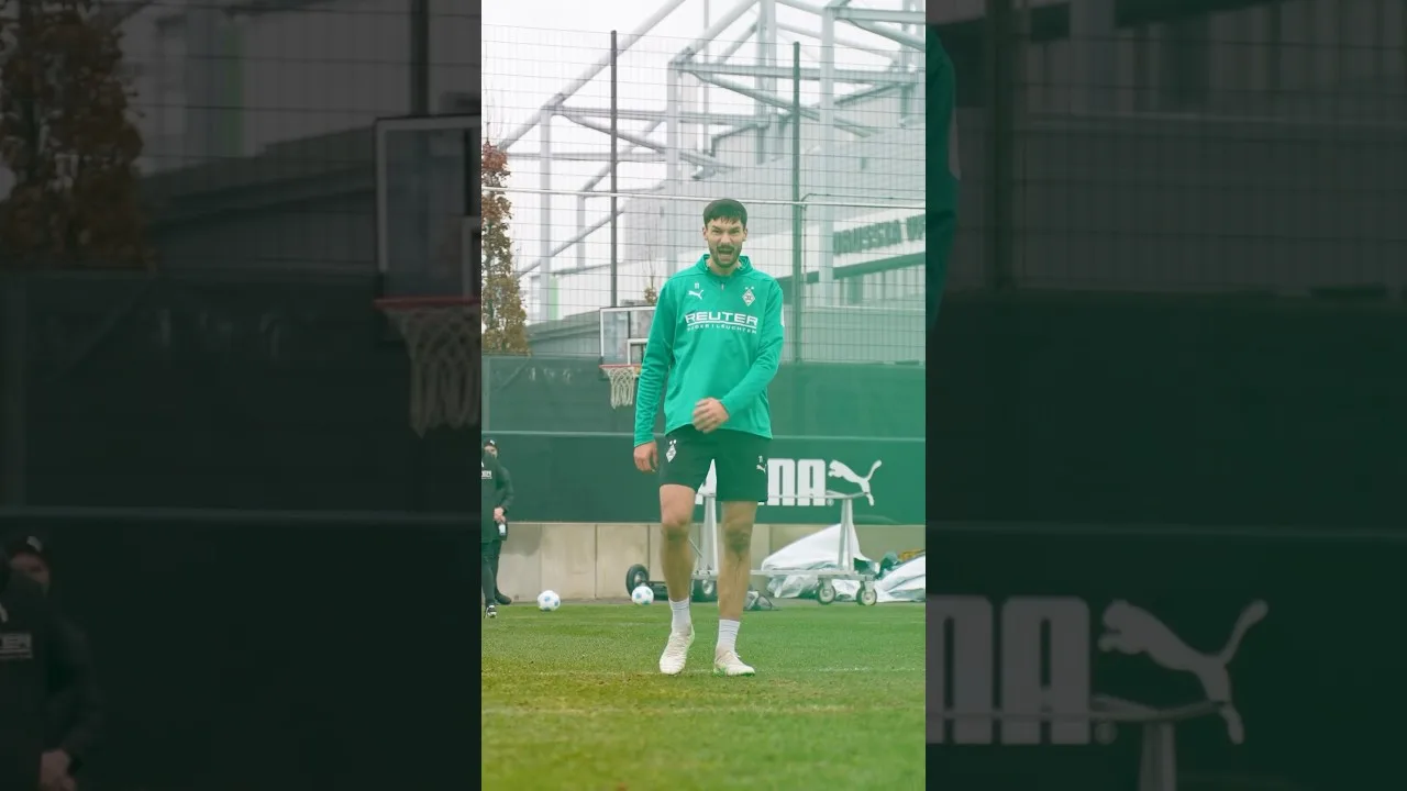 Smallservice ist zurück! 🫡 #dieFohlen #kleindienst #bundesliga #football