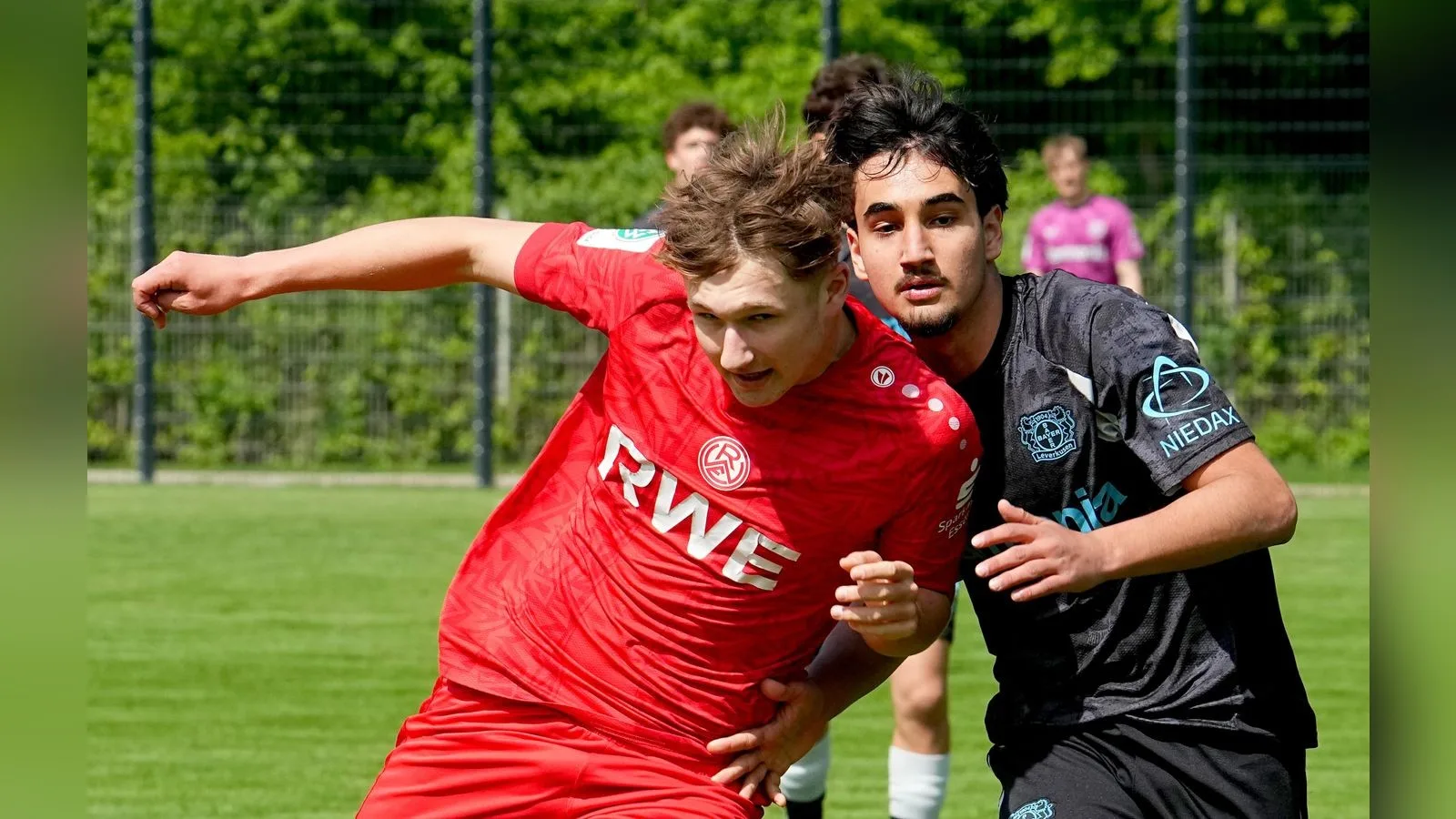 Leader de table battu! RWE -U17 joue au jeu contre Bayer Leverkusen – 22 photos – WAZ