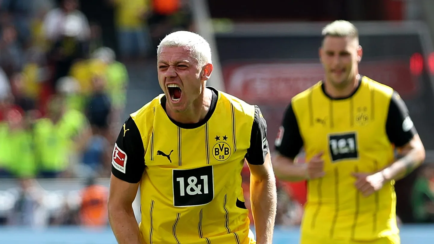 Borussia Dortmund a prédit les alignements contre Holstein Keil