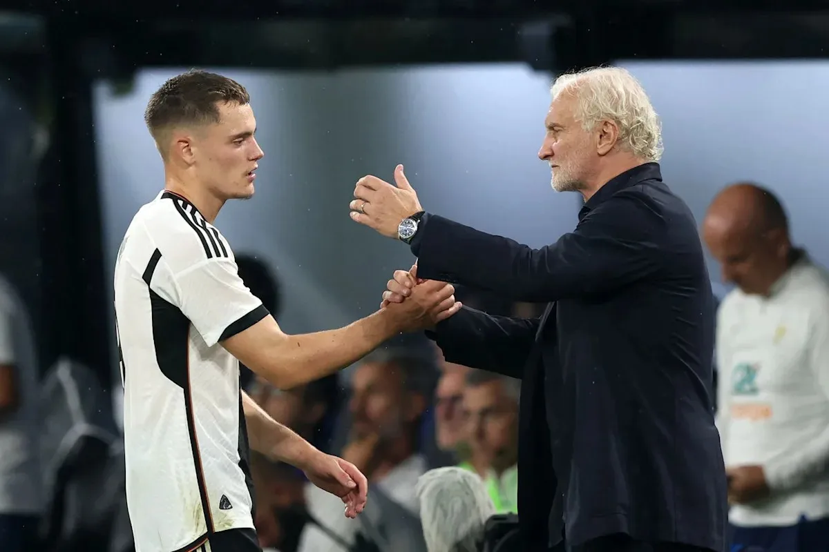 Curveball: Rudi Völler voulait que Florian Wirtz reste à Bayer Leverkusen pour une autre saison
