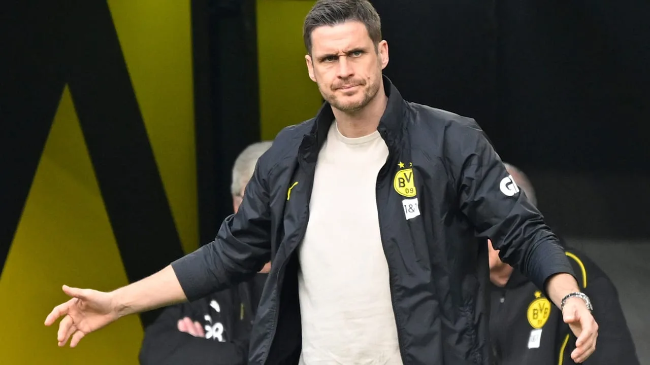 Borussia Dortmund: Le directeur sportif Sebastian Kehl menace les stars du BVB | sport