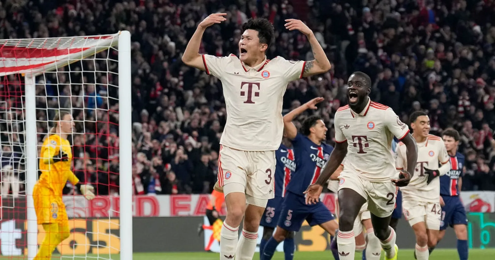 Bayern Munich, victoire avec le PSG dans le derby du soir de l’UCL. Istvan Kovacs a reçu un carton rouge