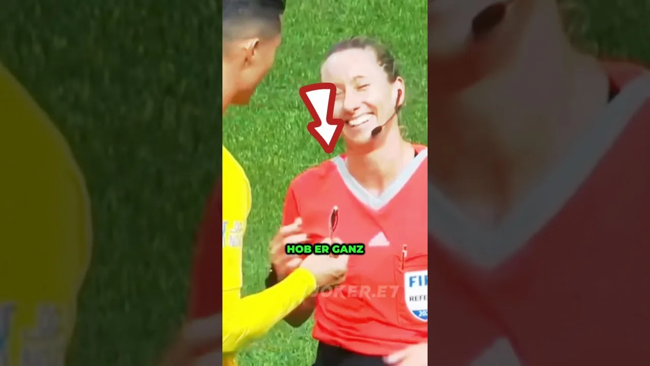 Wenn Frauen ein Männerspiel als Schiri LEITEN = 😳😂 #bundesliga #ronaldo #kaka #ribery