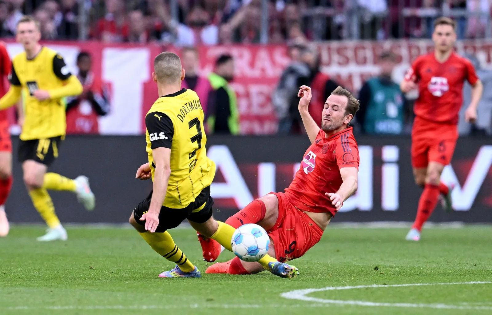 Bundesliga : Le Bayern Munich et le Borussia Dortmund dos-à-dos dans un plaisant Klassiker