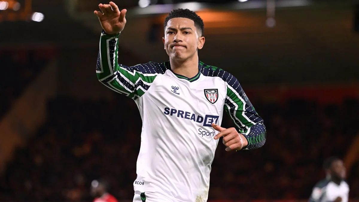 Sunderland rejette l’offre de 25 millions d’euros de Borussia Dortmund pour Jobe Bellingham en tant que star des Cats noirs a fait pour attendre pour suivre les traces de frère Jude