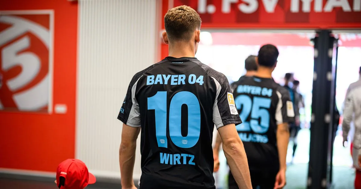 Rapport: Bayer Leverkusen Star Florian Wirtz pour visiter le Bayern Munich cette semaine