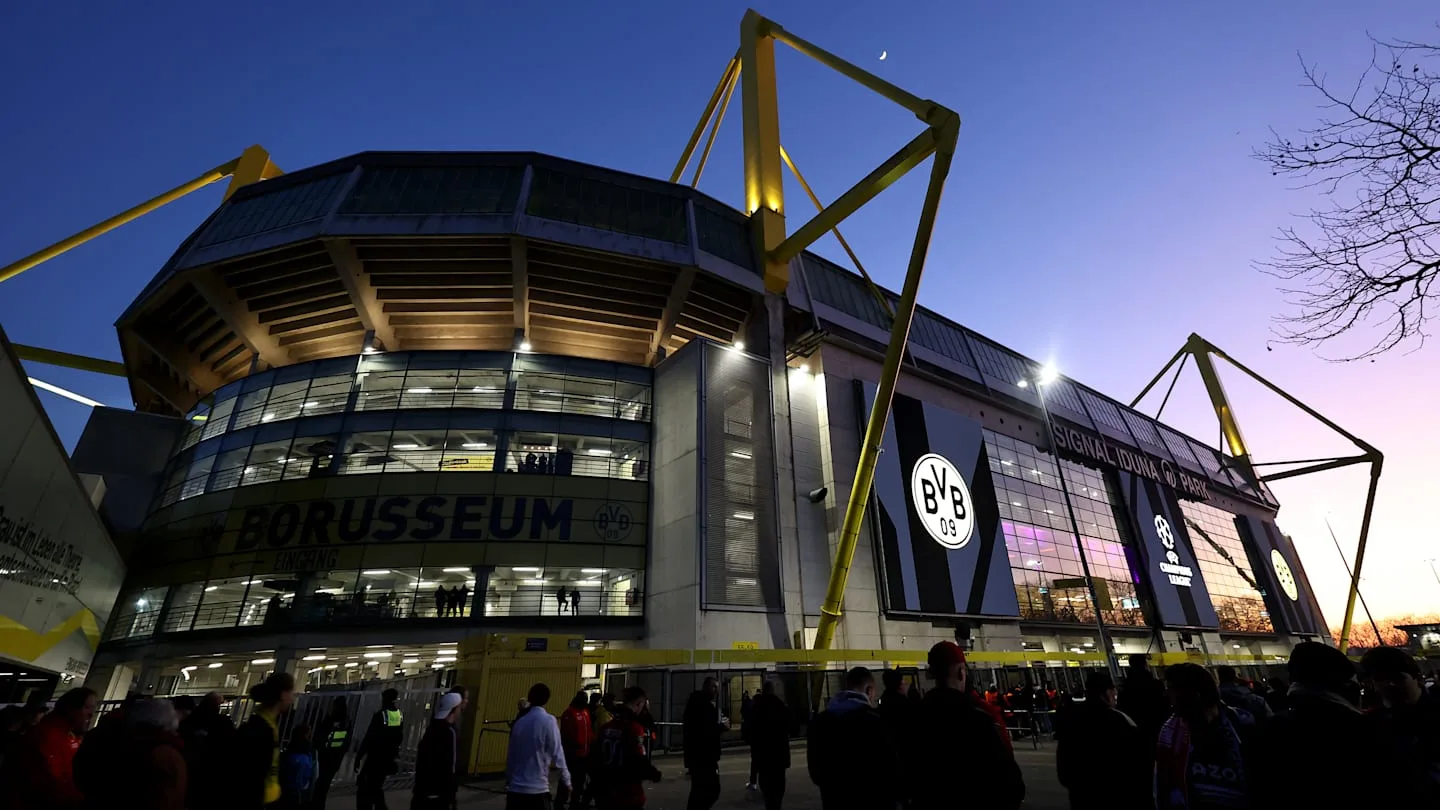 Borussia Dortmund & Puma, je vous prie: veuillez prendre mon argent!