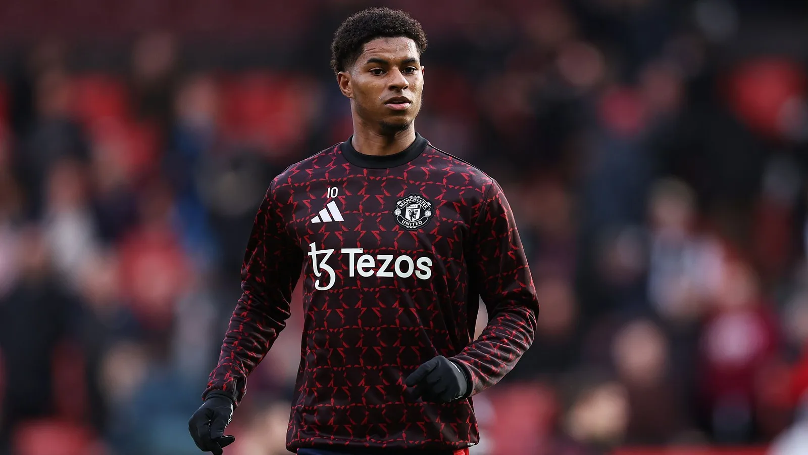 L’agent de Marcus Rashford entame des discussions avec le Borussia Dortmund alors que l’équipe de Bundesliga envisage un prêt pour l’attaquant de Manchester United en difficulté.