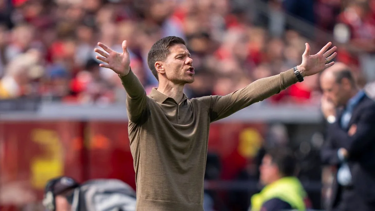 Bayer Leverkusen se tient à travers: FC Bayern doit reporter la fête maître
