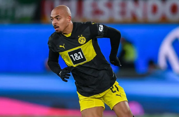 Le Borussia Dortmund se prépare à libérer Donyell Malen pour Aston Villa