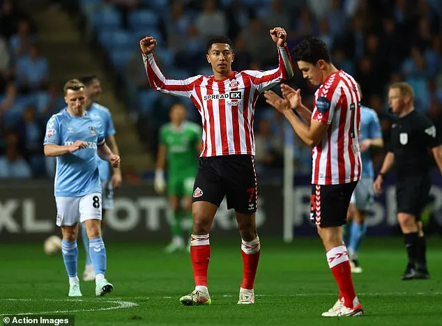 Le Borussia Dortmund ‘Faire le frère de Jude Bellingham Jobe leur cible estivale – et espèrez la star de Sunderland pour 25 millions de livres sterling’ ‘