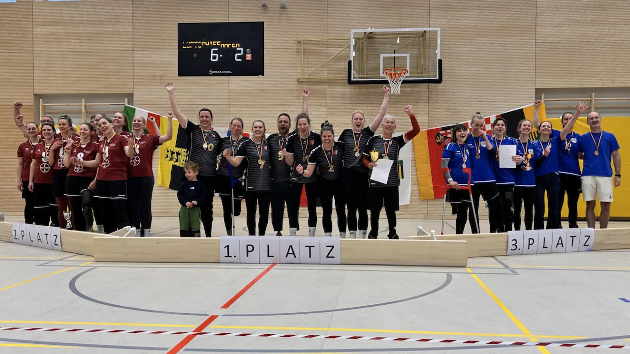 Association allemande de volleyball – Halle: Bayer Leverkusen et SC Potadam sont des champions allemands en volleyball assis