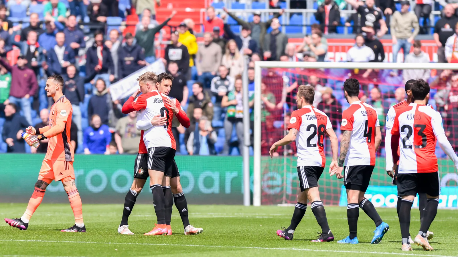 L’ancien attaquant du Bayer Leverkusen regrette de ne pas avoir rejoint Newcastle United après les offres élevées de Mike Ashley