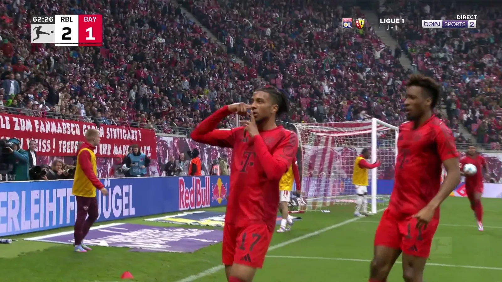 Bundesliga : Deux buts en 40 secondes, le Bayern rattrape Leipzig !!