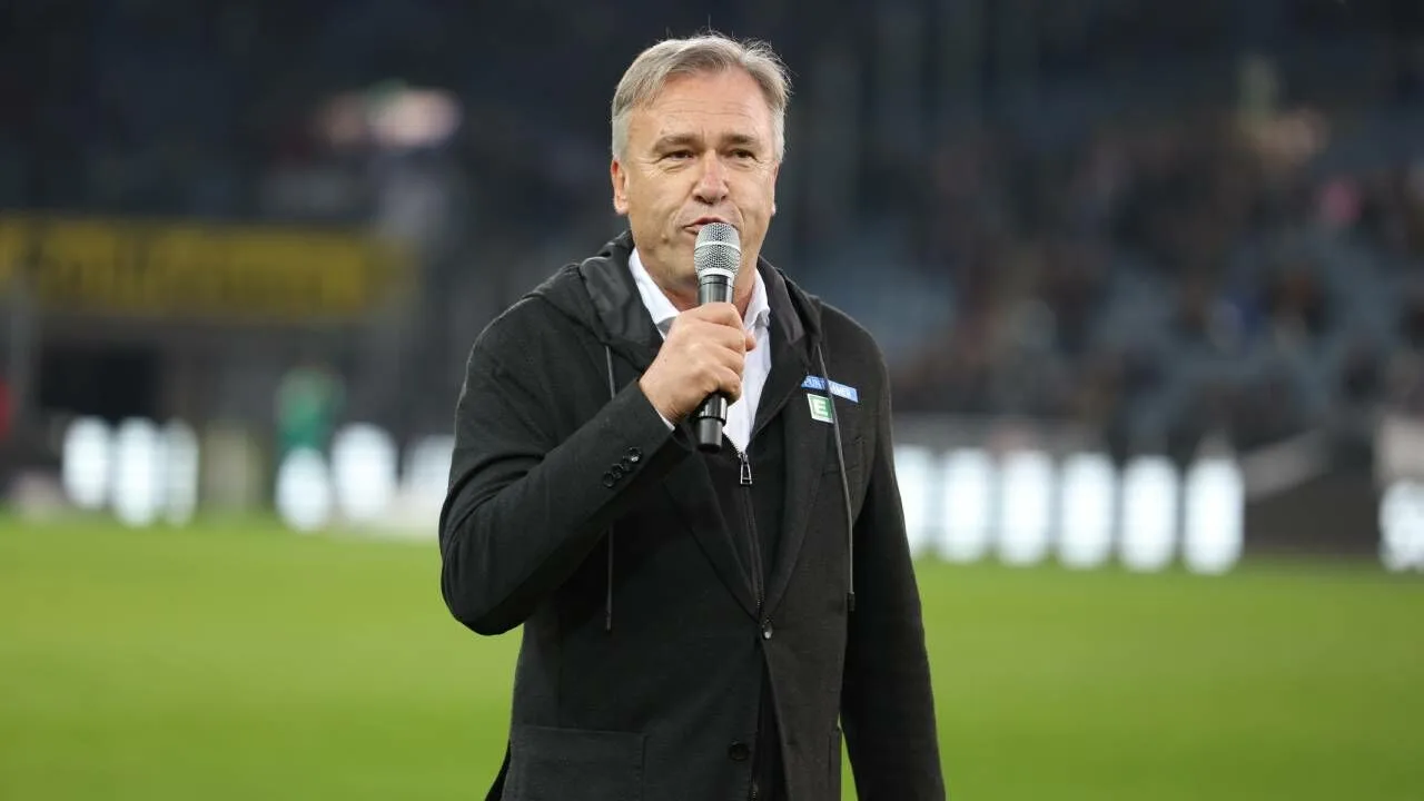 Sturm Graz présente le successeur de Schicker