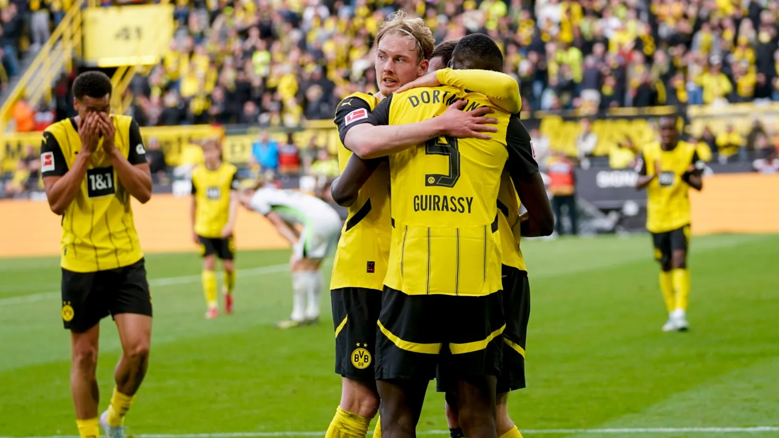 Borussia Dortmund 4-0 Wolfsburg: Guirassy et Adeyemi au double en victoire emphatique
