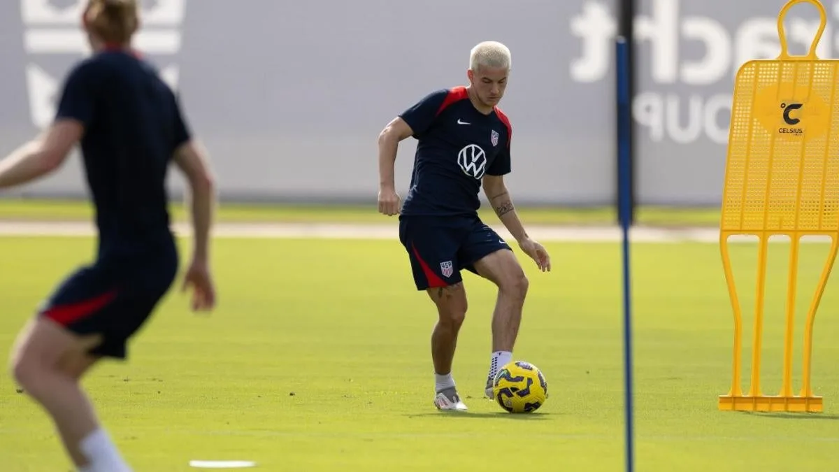John Tolkin de l’USMNT prend de gros risques lors d’un transfert en Bundesliga : voici pourquoi c’est un joueur de football américain qui a dû le prendre