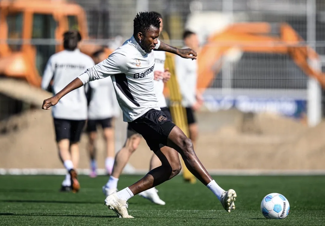 Bayer Leverkusen : Vers un retour définitif d’Edmond Tapsoba sur les terrains
