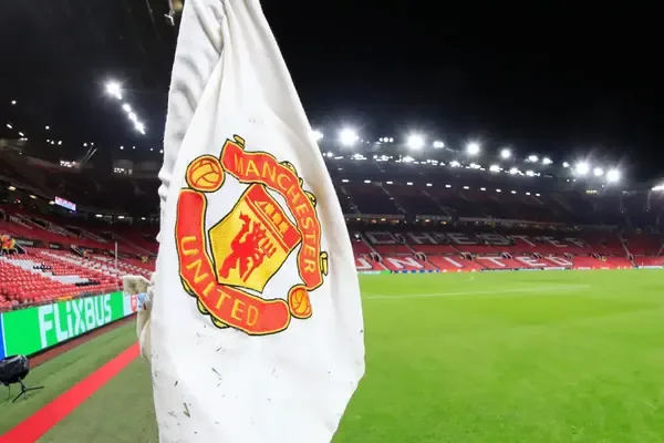 Manchester United reçoit un revers de transfert dans la poursuite de la star de Bundesliga parfaite pour le système de Ruben Amorim
