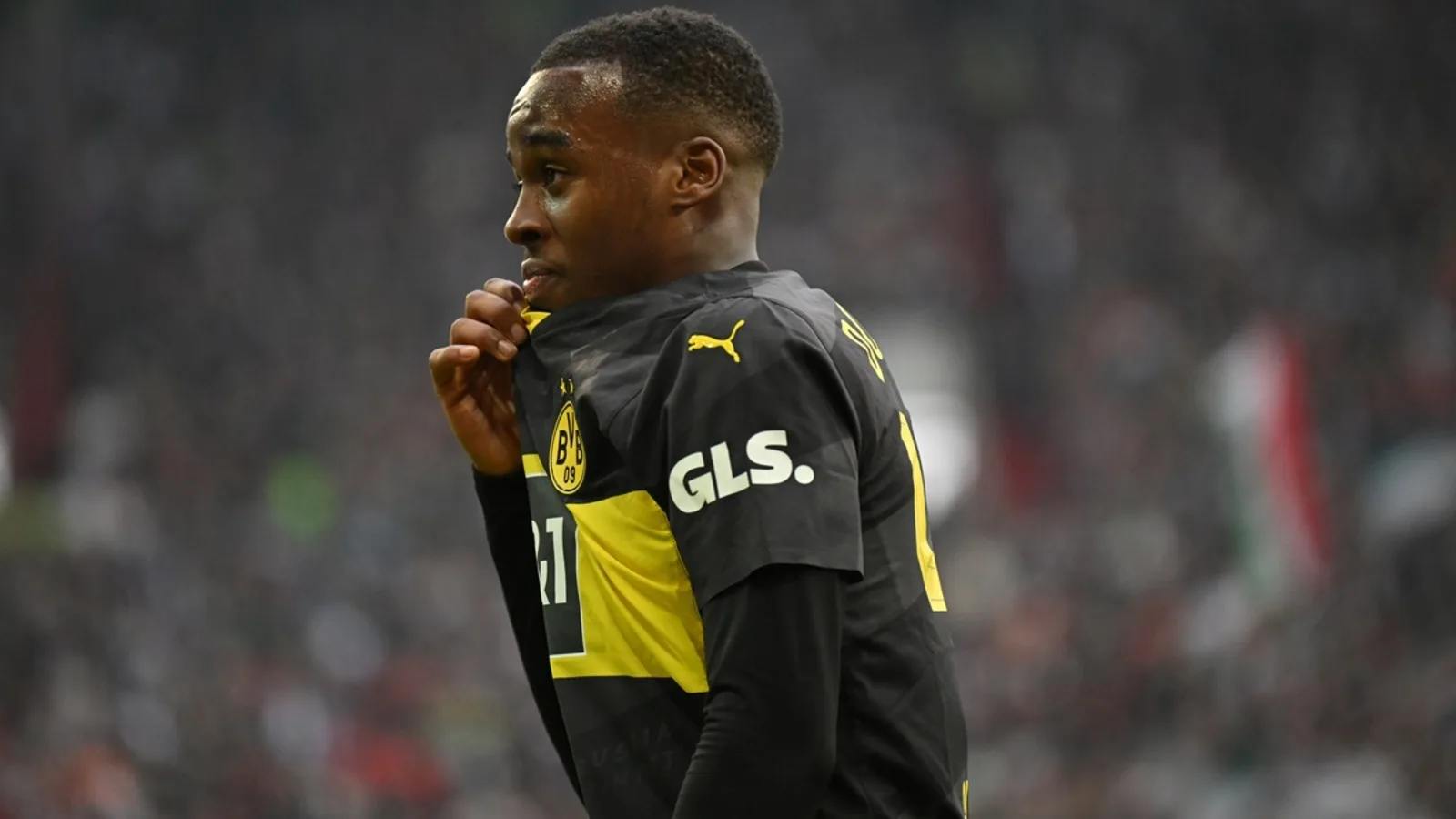 Chelsea veut battre Arsenal pour signer la star de Bundesliga, 20 ans,