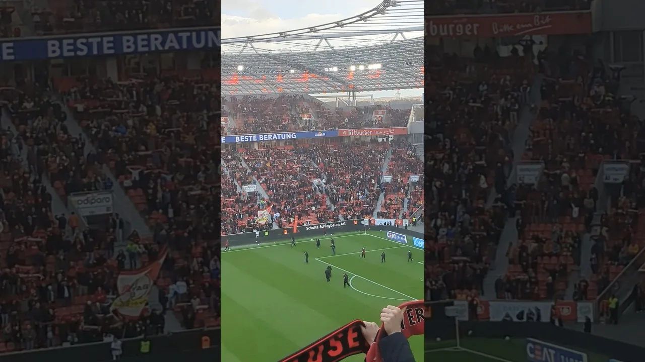 Einige leere Plätze 10 Minuten vor’m Anpfiff #bundesliga #football #stpauli