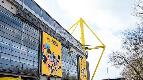 Le Borussia Dortmund fait l’histoire avec l’installation du plus grand système photovoltaïque sur le toit d’un stade